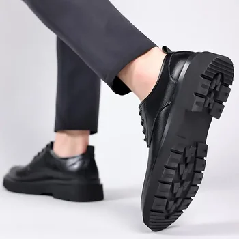 Весна-лето Кожаная обувь Мужская модная деловая дышащая мужская обувь в корейском стиле Вечерняя обувь Рабочая обувь Шафер Блак Изображение 0